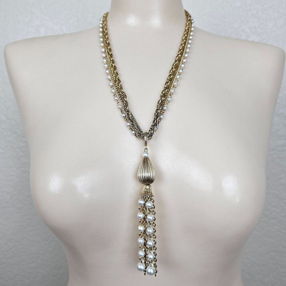 Vintage Triple Strand Faux Pearl‎ Gold Tone Metal Tassel Beaded Pendant Necklace